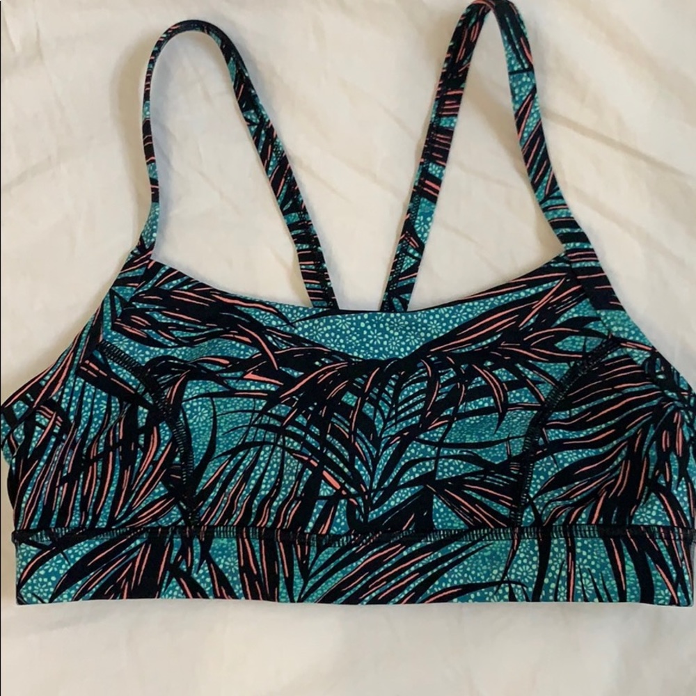 Lululemon sports bra with no padding